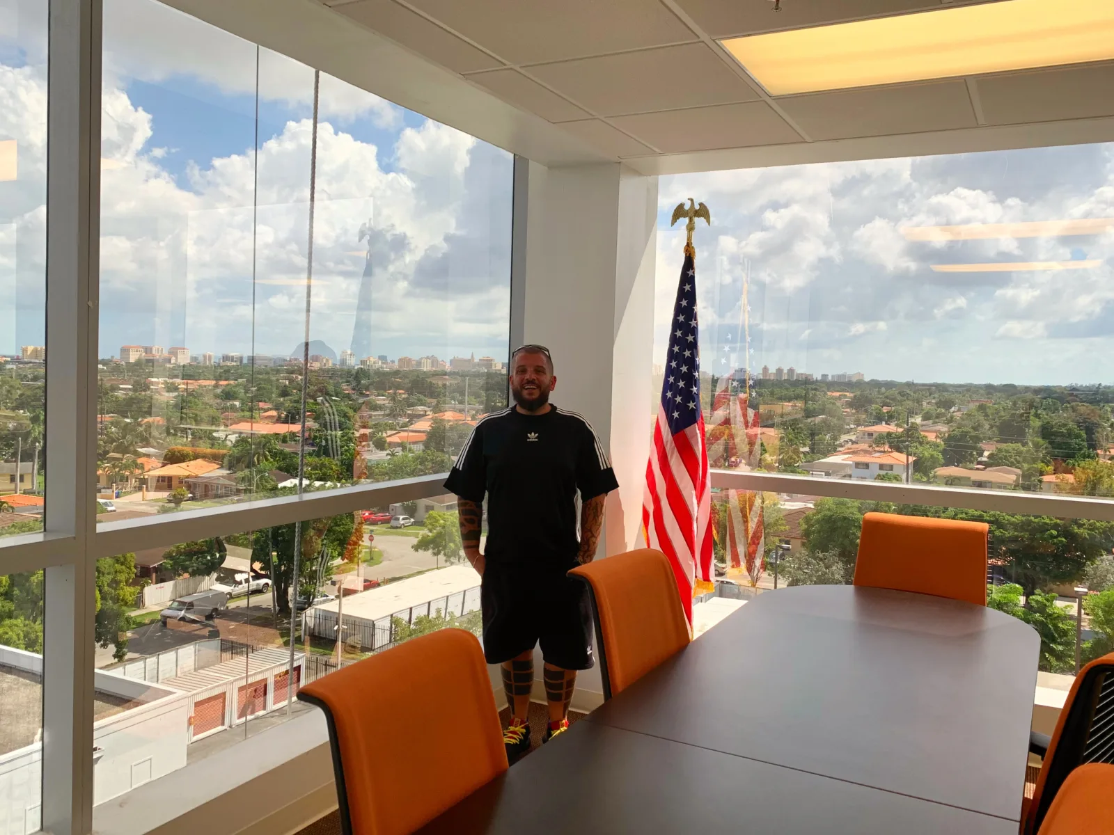 Roberto Mantovani im Distrid Büro in Miami